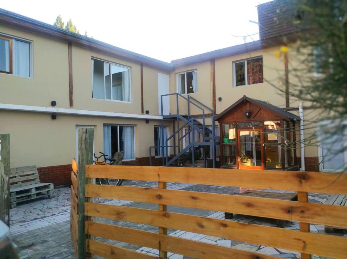 Hostel Elal El Calafate Exterior photo